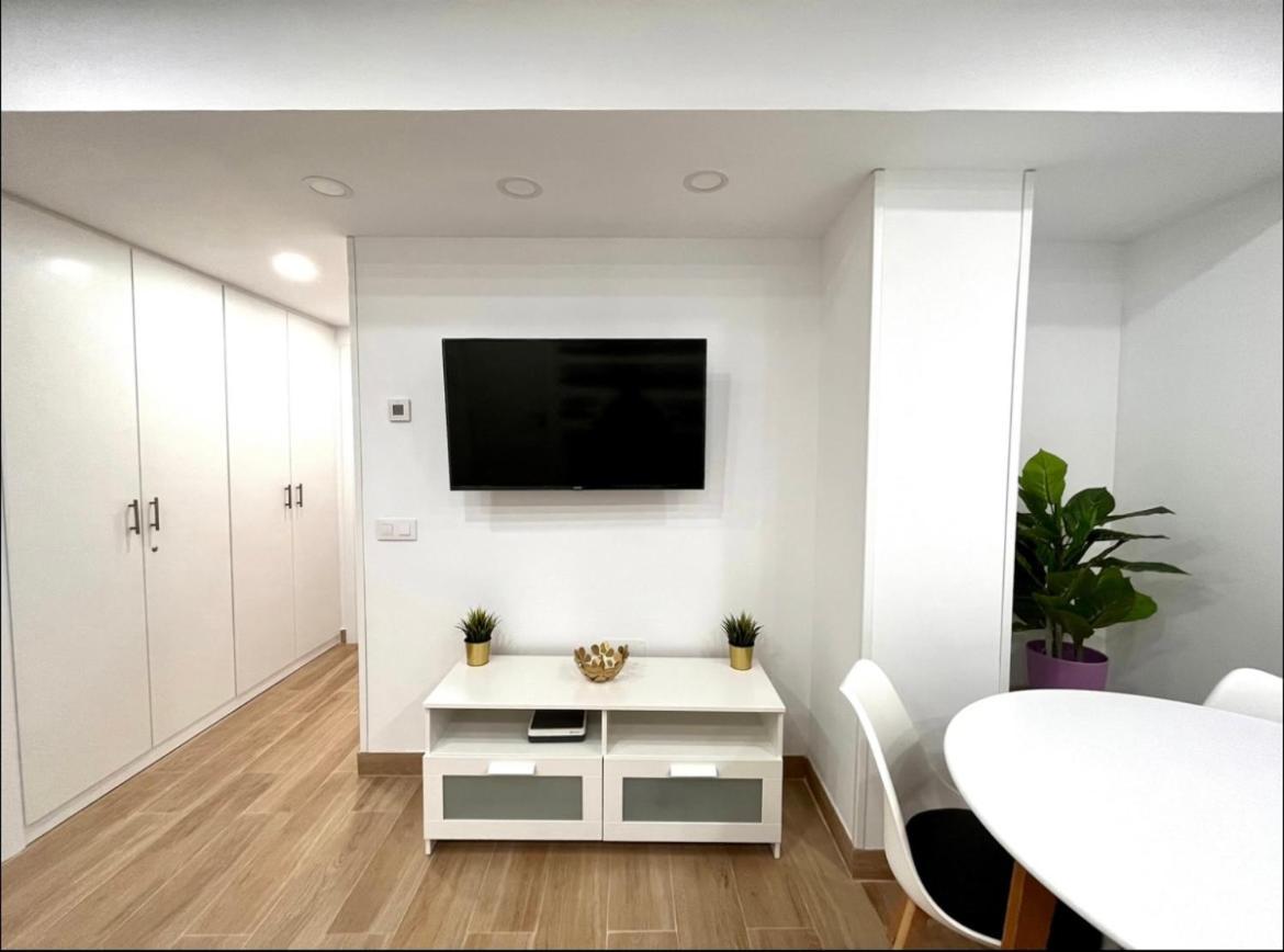 Maximilian Dreams Apartman Madrid Kültér fotó